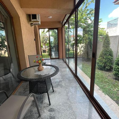 Ami Residence Bucharest Airport,Therme&Free Parking Otopeni Buitenkant foto