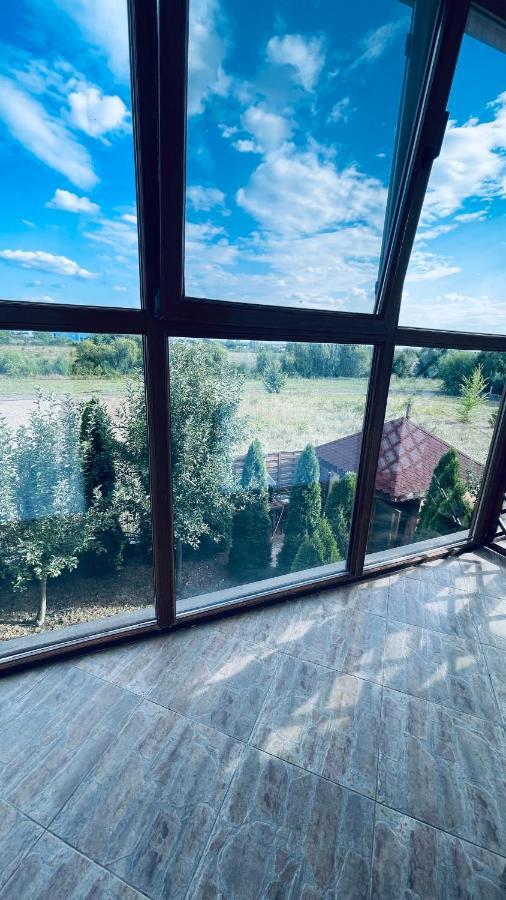 Ami Residence Bucharest Airport,Therme&Free Parking Otopeni Buitenkant foto