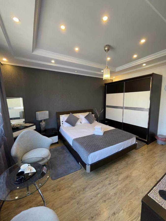 Ami Residence Bucharest Airport,Therme&Free Parking Otopeni Buitenkant foto