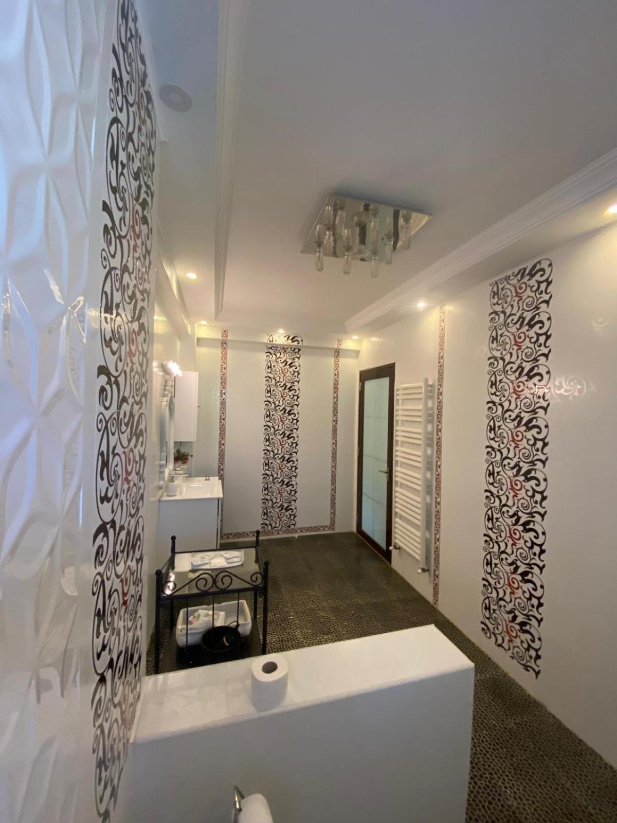 Ami Residence Bucharest Airport,Therme&Free Parking Otopeni Buitenkant foto